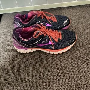 Brooks Women's Athletic Shoes - Black, Purple, and Pink